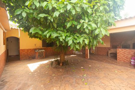 Casa para alugar com 500m², 3 quartos e 4 vagas Casa para alugar com 500m², 3 quartos e 4 vagasVaranda