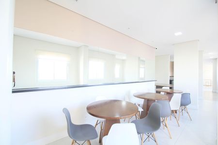 Apartamento à venda com 43m², 2 quartos e 1 vagaÁrea comum - Salão de festas