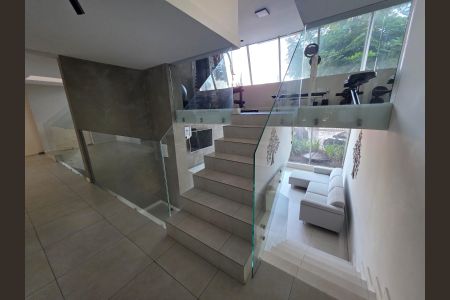 Apartamento à venda com 44m², 2 quartos e 1 vaga Apartamento à venda com 44m², 2 quartos e 1 vagaHall de Entrada