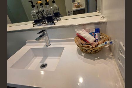 Apartamento à venda com 44m², 2 quartos e 1 vaga Apartamento à venda com 44m², 2 quartos e 1 vagaÁrea de Serviço