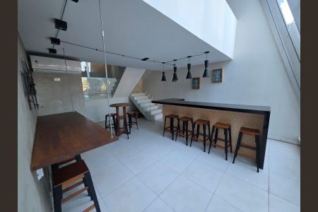 Apartamento à venda com 44m², 2 quartos e 1 vaga Apartamento à venda com 44m², 2 quartos e 1 vagaCozinha
