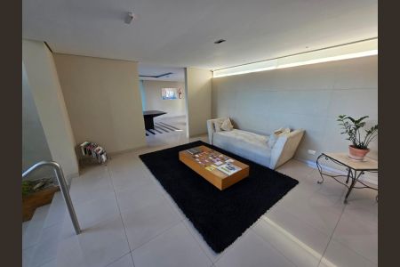 Apartamento à venda com 44m², 2 quartos e 1 vaga Apartamento à venda com 44m², 2 quartos e 1 vagaSala