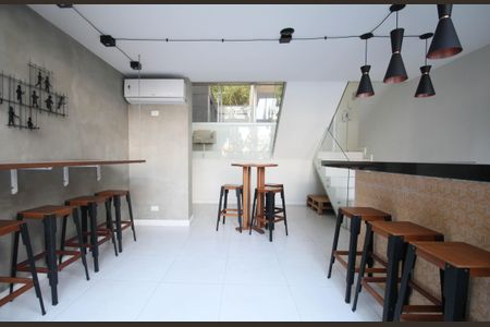 Apartamento à venda com 44m², 2 quartos e 1 vagaSalão de Festas