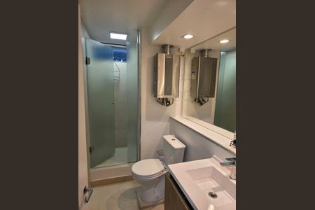 Apartamento à venda com 44m², 2 quartos e 1 vaga Apartamento à venda com 44m², 2 quartos e 1 vagaBanheiro 1