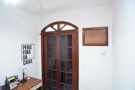 Casa de condomínio à venda com 142m², 3 quartos e 2 vagasQuarto 2