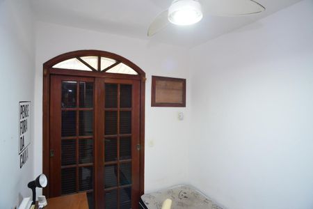 Casa de condomínio à venda com 142m², 3 quartos e 2 vagasQuarto 2