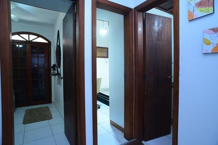Casa de condomínio à venda com 142m², 3 quartos e 2 vagasHall dos Quartos