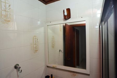 Casa de condomínio à venda com 142m², 3 quartos e 2 vagasBanheiro Social