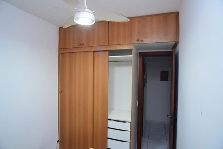 Casa de condomínio à venda com 142m², 3 quartos e 2 vagasQuarto 2