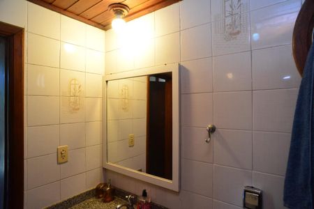 Casa de condomínio à venda com 142m², 3 quartos e 2 vagasBanheiro Suíte