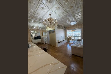 Apartamento à venda com 94m², 3 quartos e 2 vagasSala