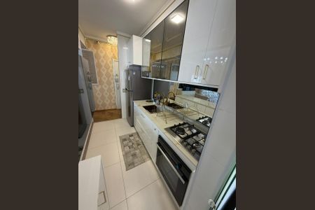 Apartamento à venda com 94m², 3 quartos e 2 vagasCozinha