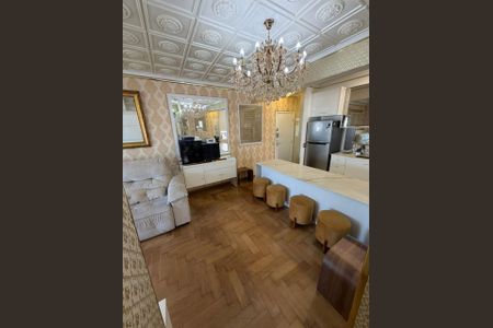 Apartamento à venda com 94m², 3 quartos e 2 vagasSala