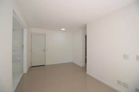 Apartamento para alugar com 96m², 2 quartos e 1 vagaSala