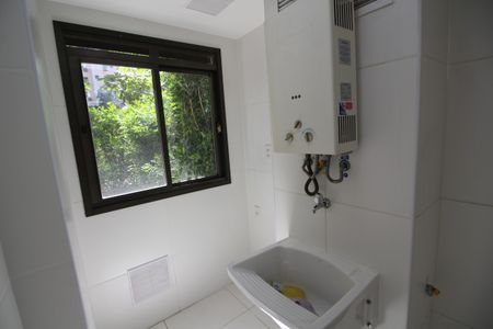 Apartamento para alugar com 96m², 2 quartos e 1 vagaÁrea de Serviço