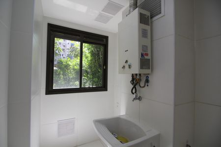 Apartamento para alugar com 96m², 2 quartos e 1 vagaÁrea de Serviço