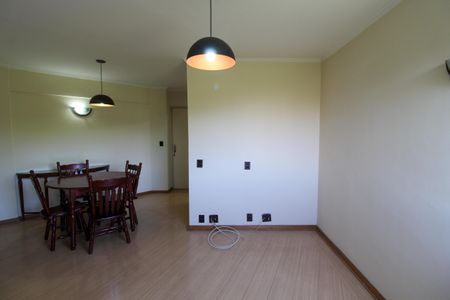 Sala de apartamento para alugar com 3 quartos, 64m² em Jardim Olympia, São Paulo