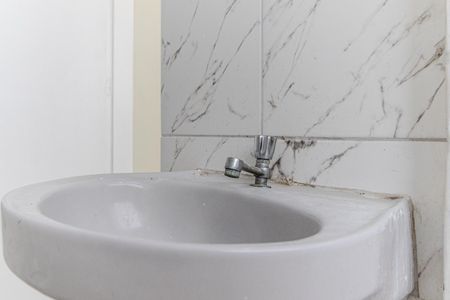 Banheiro de apartamento para alugar com 1 quarto, 30m² em Sé, São Paulo