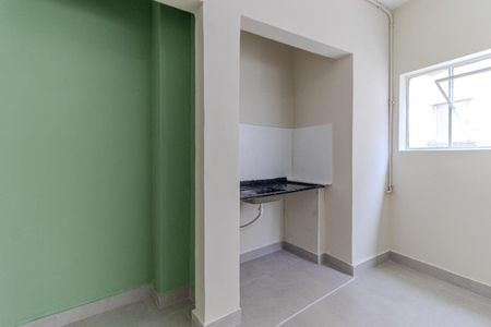 Cozinha de apartamento para alugar com 1 quarto, 30m² em Sé, São Paulo