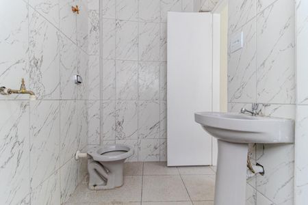 Banheiro de apartamento para alugar com 1 quarto, 30m² em Sé, São Paulo