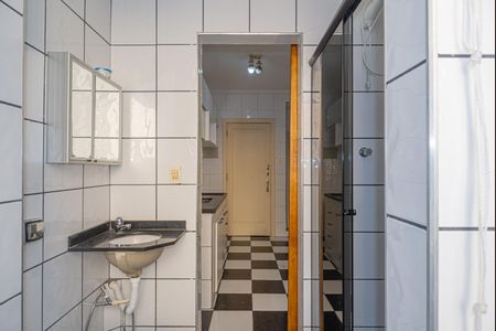 Apartamento para alugar com 39m², 1 quarto e sem vaga Apartamento para alugar com 39m², 1 quarto e sem vagaBanheiro e Área de Serviço
