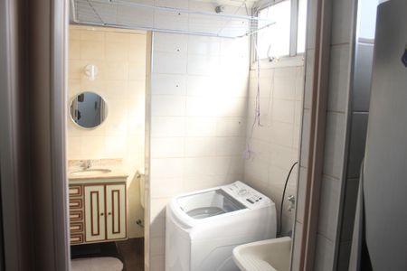 Apartamento à venda com 80m², 2 quartos e 1 vagaÁrea de Serviço