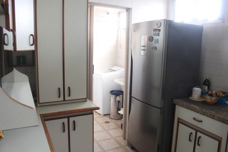 Apartamento à venda com 80m², 2 quartos e 1 vagaCozinha