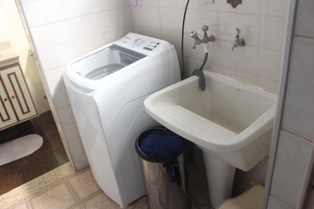 Apartamento à venda com 80m², 2 quartos e 1 vagaÁrea de Serviço