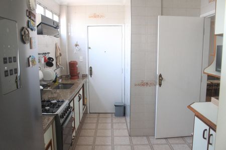 Apartamento à venda com 80m², 2 quartos e 1 vagaCozinha