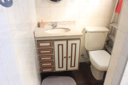 Apartamento à venda com 80m², 2 quartos e 1 vagaBanheiro 2