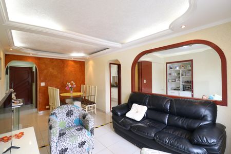 Sala de apartamento à venda com 3 quartos, 80m² em Vila Hamburguesa, São Paulo