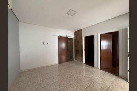 Sala de casa à venda com 3 quartos, 273m² em Vila Pereira Barreto, São Paulo