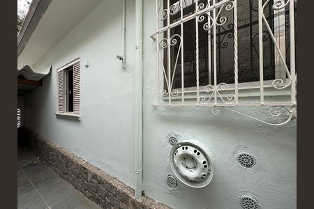 Casa à venda com 273m², 3 quartos e 5 vagas Casa à venda com 273m², 3 quartos e 5 vagasÁrea comum