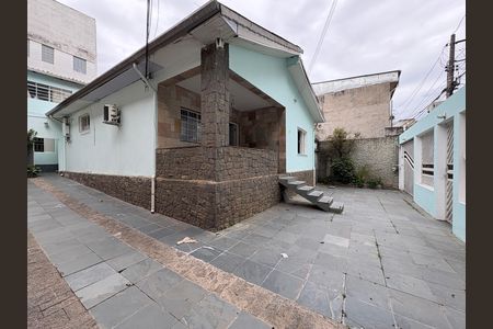 Casa à venda com 273m², 3 quartos e 5 vagas Casa à venda com 273m², 3 quartos e 5 vagasGaragem