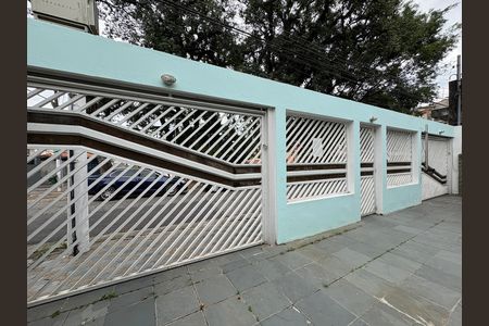 Casa à venda com 273m², 3 quartos e 5 vagas Casa à venda com 273m², 3 quartos e 5 vagasGaragem