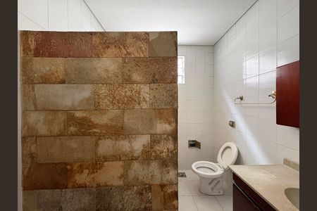 Casa à venda com 273m², 3 quartos e 5 vagas Casa à venda com 273m², 3 quartos e 5 vagasBanheiro