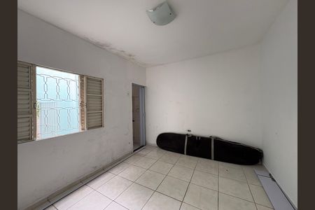 Casa à venda com 273m², 3 quartos e 5 vagas Casa à venda com 273m², 3 quartos e 5 vagasQuarto da Edícula