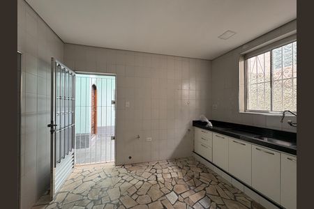 Casa à venda com 273m², 3 quartos e 5 vagas Casa à venda com 273m², 3 quartos e 5 vagasCozinha