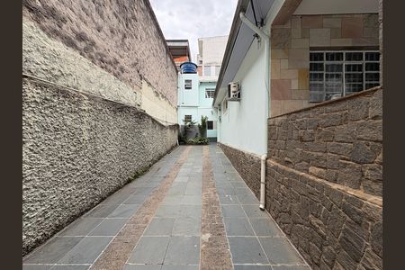 Casa à venda com 273m², 3 quartos e 5 vagas Casa à venda com 273m², 3 quartos e 5 vagasGaragem