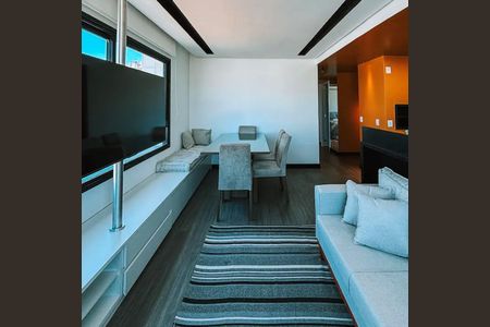 Sala de apartamento para alugar com 2 quartos, 67m² em Rio Branco, Porto Alegre