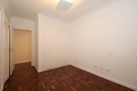 Apartamento para alugar com 240m², 3 quartos e 3 vagasSuíte 2