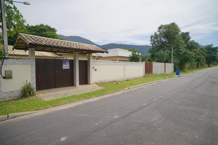 Casa para alugar com 600m², 2 quartos e 6 vagasFachada