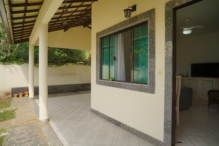Casa para alugar com 600m², 2 quartos e 6 vagasVaranda