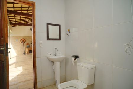 Casa para alugar com 600m², 2 quartos e 6 vagasBanheiro de serviço