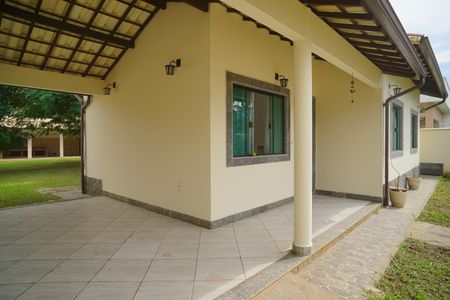 Casa para alugar com 600m², 2 quartos e 6 vagasVaranda