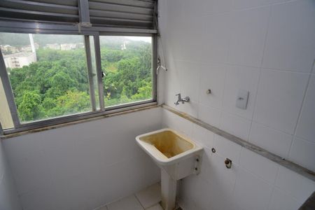 Apartamento para alugar com 70m², 2 quartos e 1 vagaÁrea de Serviço