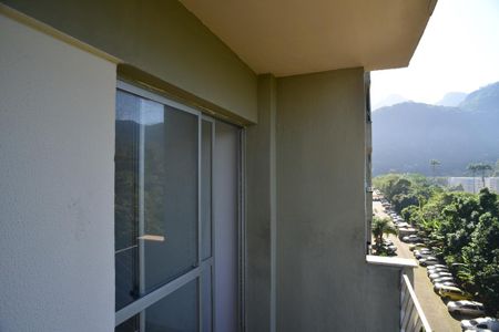 Varanda de apartamento para alugar com 2 quartos, 70m² em Itanhangá, Rio de Janeiro