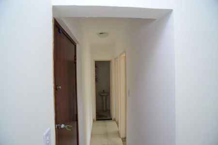 Corredor de apartamento para alugar com 2 quartos, 70m² em Itanhangá, Rio de Janeiro