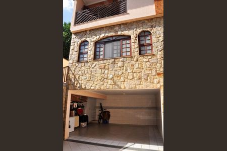 Casa à venda com 210m², 3 quartos e 3 vagas