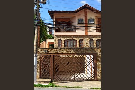 Casa à venda com 210m², 3 quartos e 3 vagas